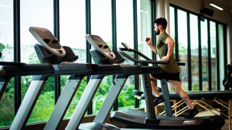 Tips for maintaining motivation in the gym