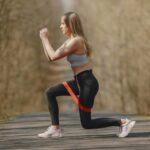 Exercises with elastic bands: resistance, comfort and results